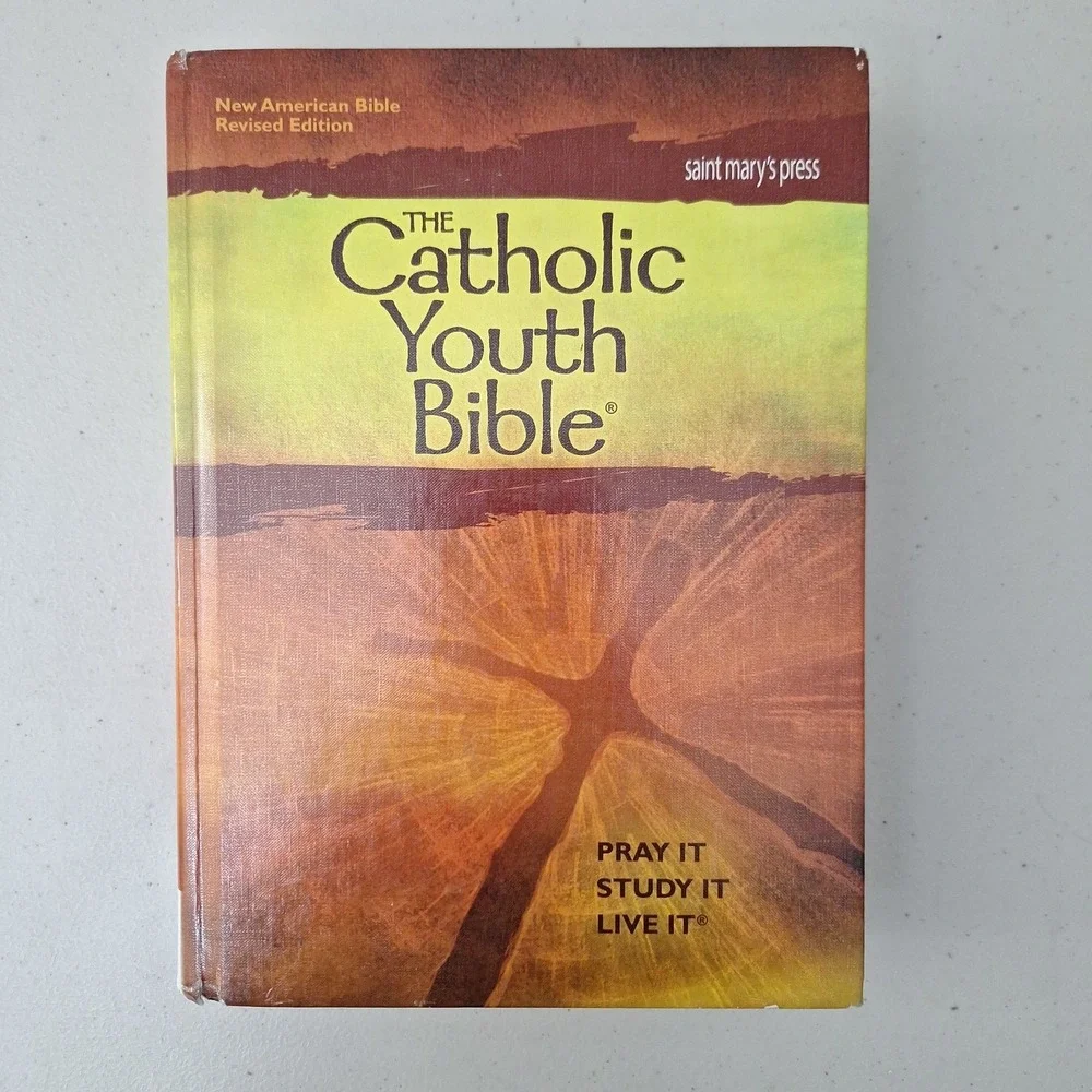 The Catholic Youth Bible, New American, St. Mary's Press, Revised Ed